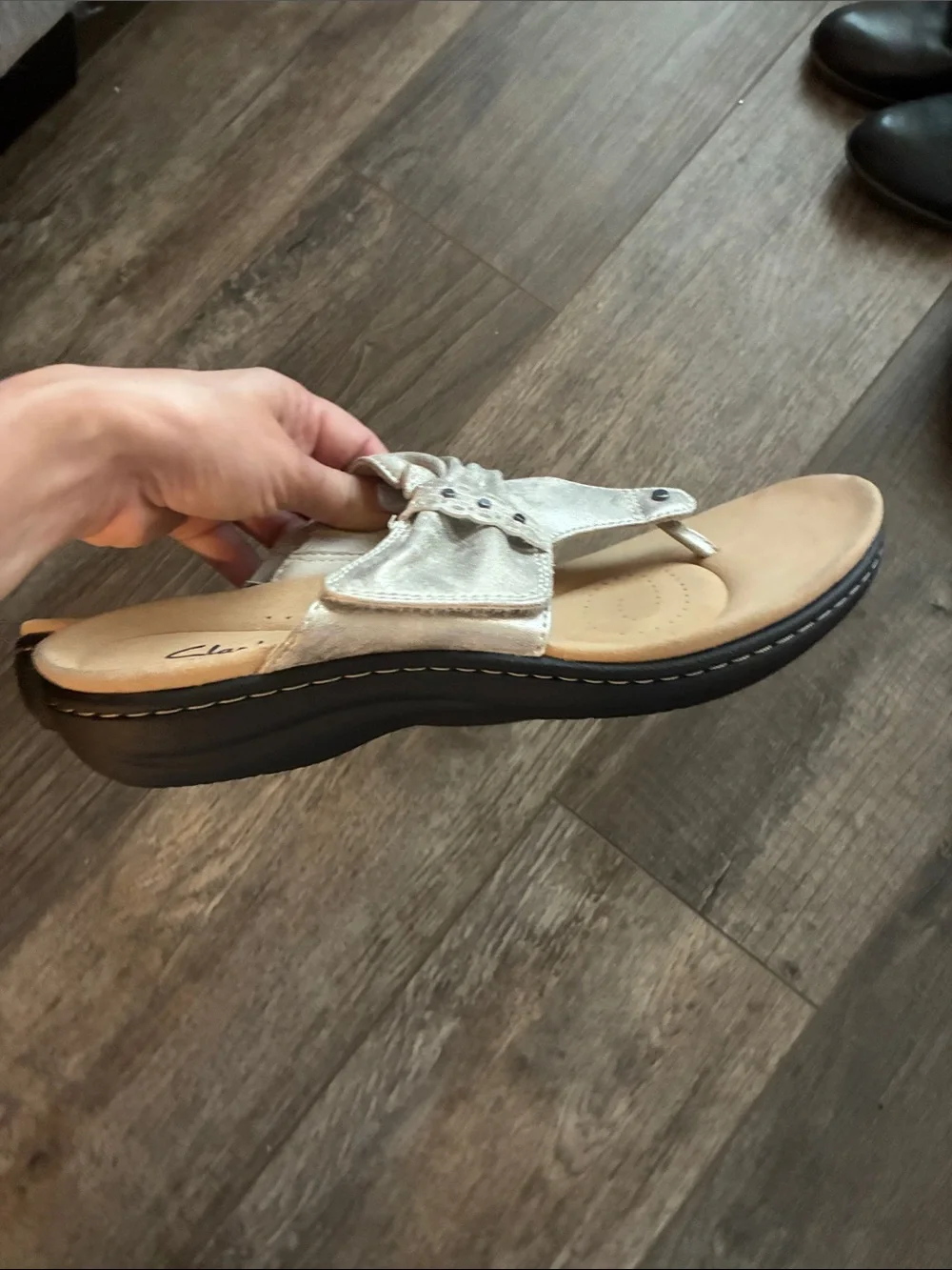 Clarks metallic champagne Laurieann Arla sandals